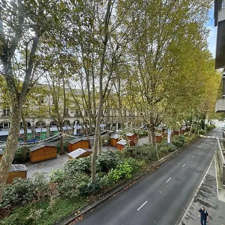 L'eskale / Gare De Apartment Tours