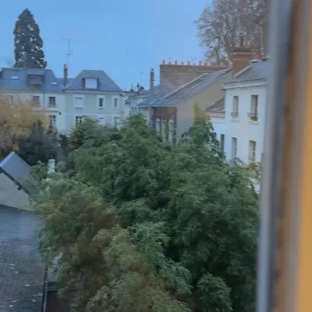 L'eskale / Gare De Τουρ