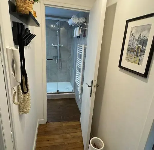 L'eskale / Gare De 아파트